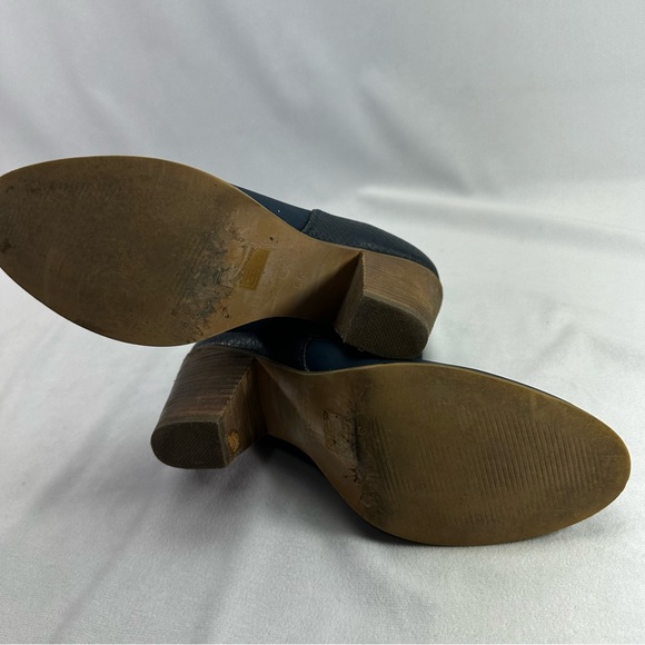 Aldo Booties Blue Casual Elegant Statement Sleek Trendy Faux Leather Versatile - Picture 3 of 8